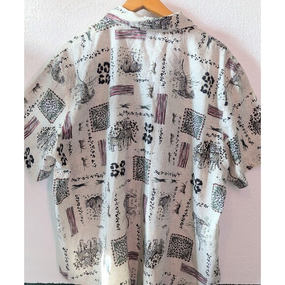 Tapestry Button Down Shirt Women's Size XL USA Safari Themed Tigers (800m) - Picture 2 of 4